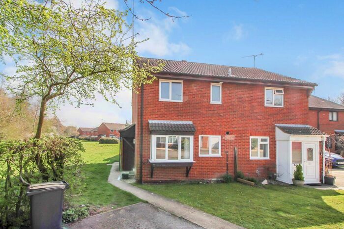 1 Bedroom End Of Terrace House To Rent In Risingham Mead, Westlea, Swindon, SN5