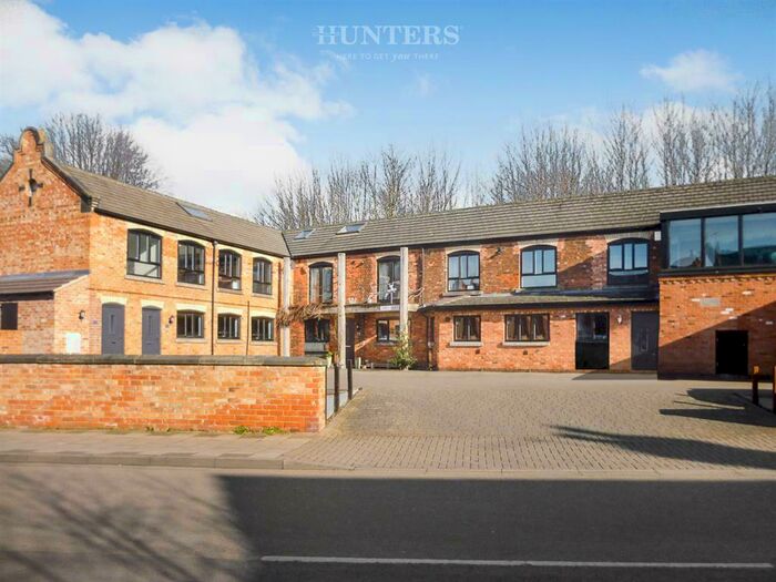 2 Bedroom Flat To Rent In James Court, Gainsborough, DN21