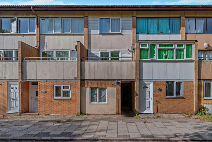 4 Bedroom Terraced House For Sale In Porthleven Place, Fishermead, Milton Keynes, MK6