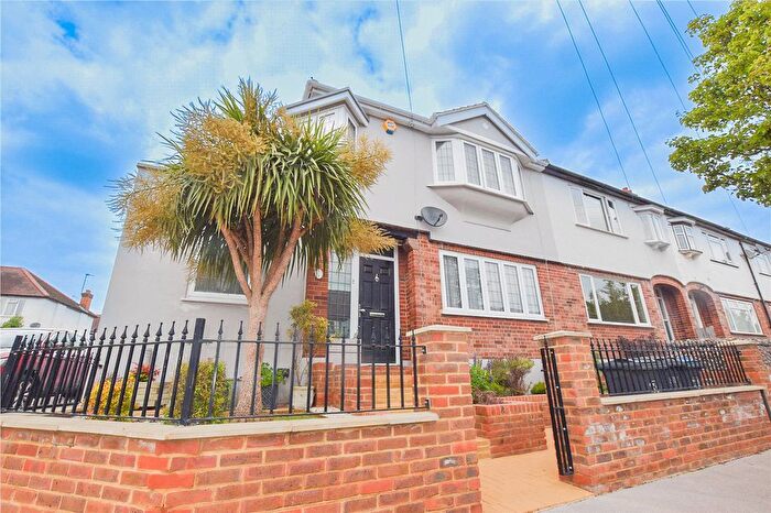 4 Bedroom Property To Rent In Brooklyn Avenue, London, SE25