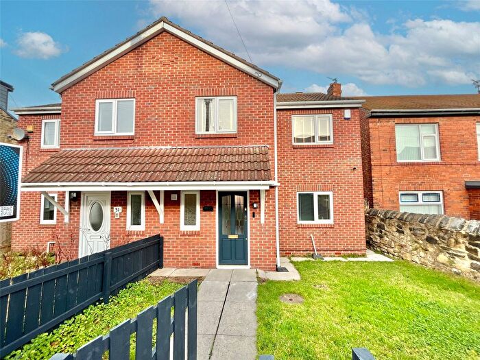 3 Bedroom Semi Detached House To Rent In Windy Nook Road, Gateshead, NE9