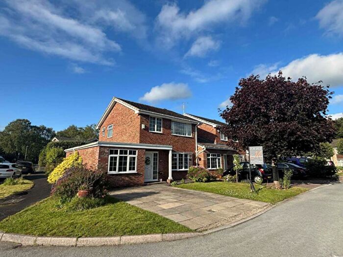 4 Bedroom Detached House For Sale In Copperfields, Wilmslow, SK9