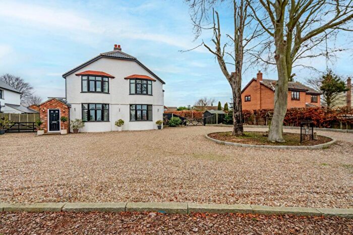 4 Bedroom Detached House For Sale In Winterton Road, Hemsby, NR29