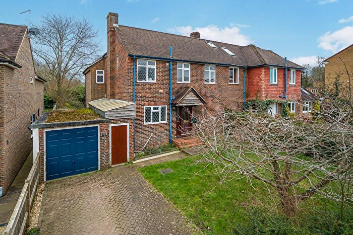 3 Bedroom Detached House For Sale In Guildford, Surrey, GU1