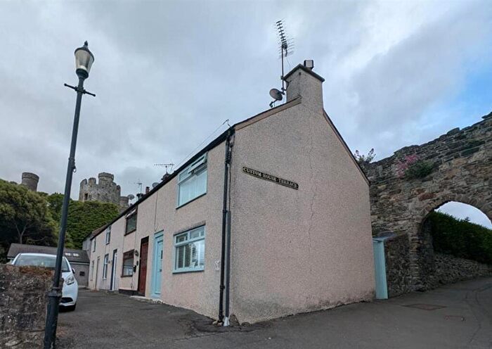 1 Bedroom Terraced House To Rent In Custom House Terrace, Conwy, LL32