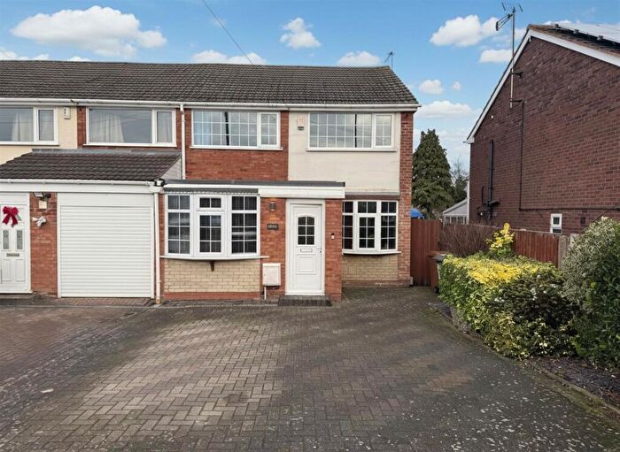 3 Bedroom End Of Terrace House For Sale In Nicholas Road, Streetly, Sutton Coldfield, B74