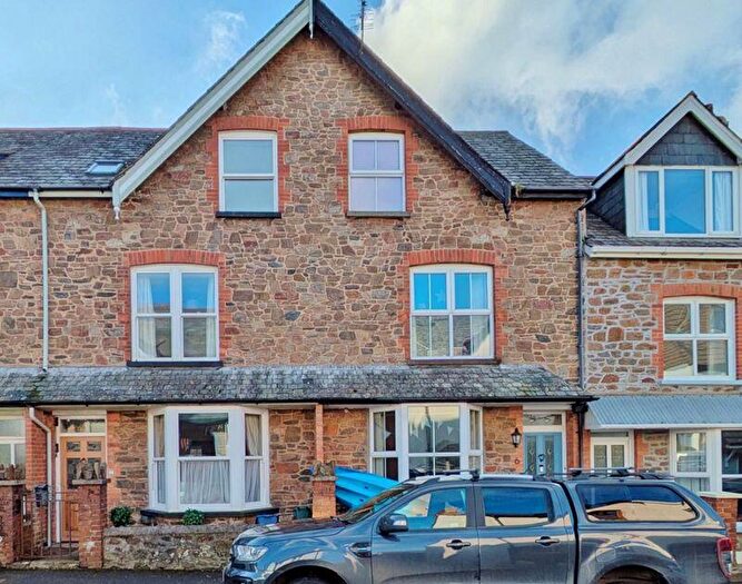 3 Bedroom Terraced House For Sale In Park Street, Lynton, EX35