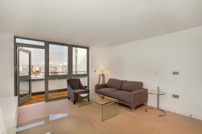 1 Bedroom Flat To Rent In Canalside Square, London, N1