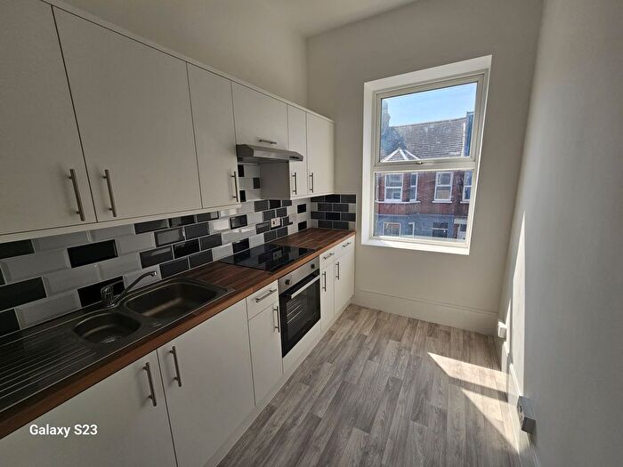 1 Bedroom Flat To Rent In Ethelbert Road, Margate, CT9