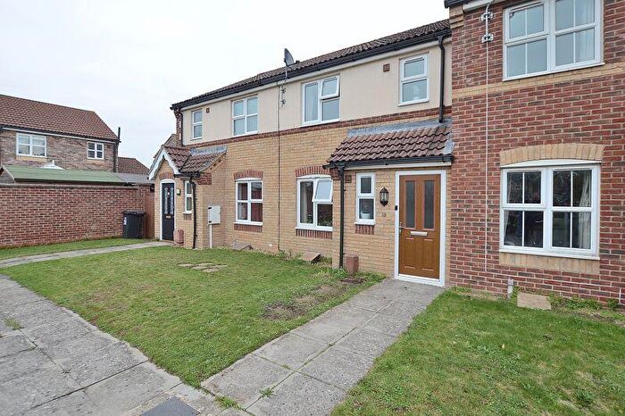 3 Bedroom Terraced House For Sale In Goshawk Way, Tattershall, LN4