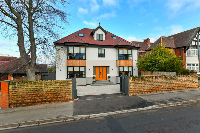 5 Bedroom Detached House To Rent In Stamford Road, West Bridgford, NG2