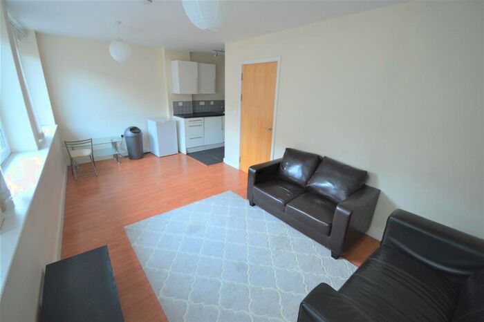 2 Bedroom Duplex To Rent In Osborne House, Millstone Lane, Leicester, LE1