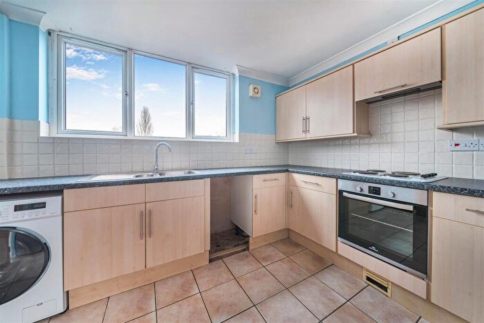 3 Bedroom Duplex For Sale In Forton Road, Gosport, PO12