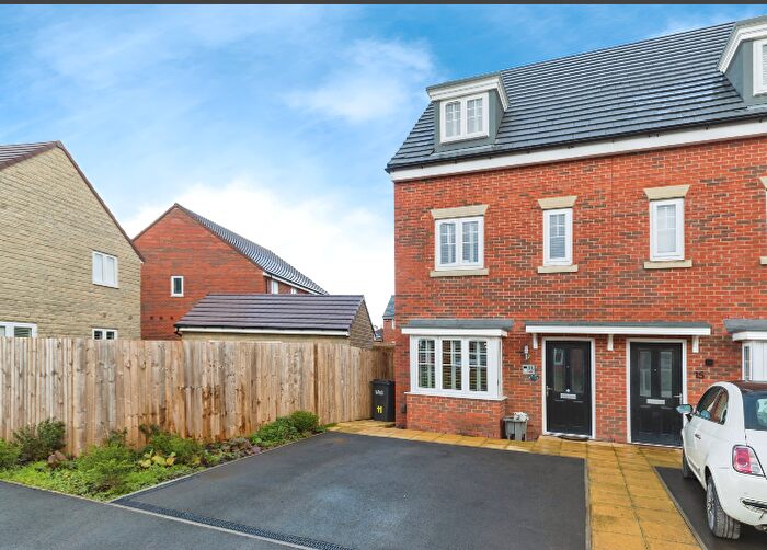 3 Bedroom House To Rent In Twill Road, Farrington Moss, Leyland, PR26