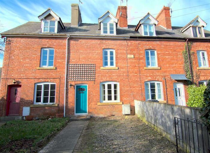 3 Bedroom Terraced House To Rent In Old Town, Moreton-In-Marsh, GL56