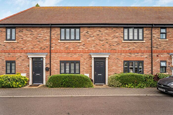 1 Bedroom Maisonette For Sale In Shepherds Place, Shefford, SG17
