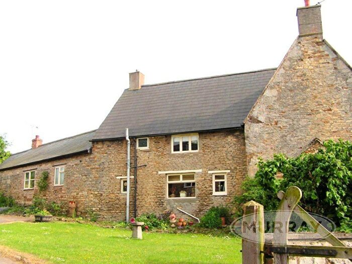 3 Bedroom Cottage To Rent In High Street, Gretton, Nothants., NN17