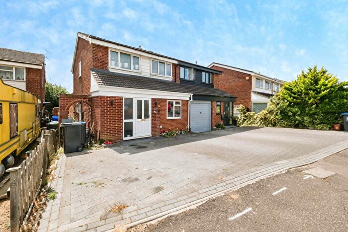 3 Bedroom Semi-Detached House For Sale In View Close, Chigwell, Essex, IG7