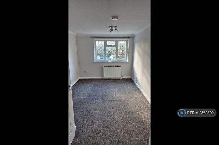 1 Bedroom Maisonette To Rent In Tewkesbury Close, Basingstoke, RG24