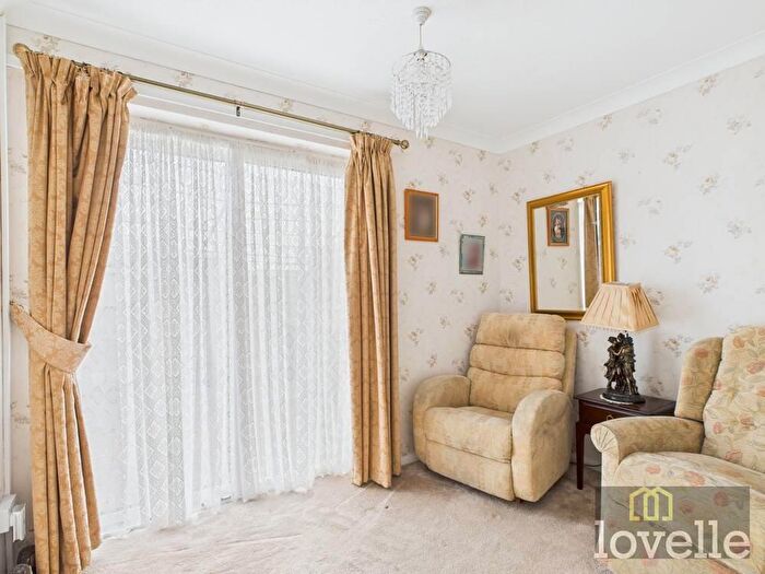 3 Bedroom Detached Bungalow For Sale In Chanctonbury Way, Sutton On Sea, LN12
