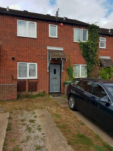 2 Bedroom Terraced House To Rent In Florence Close, Grays, RM20
