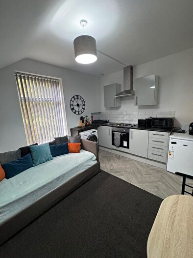 1 Bedroom Flat To Rent In Ash Tree Road, Manchester, M8