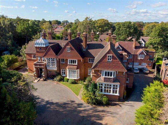 1 Bedroom Flat To Rent In Selwood House, Kemnal Road, Chislehurst, BR7