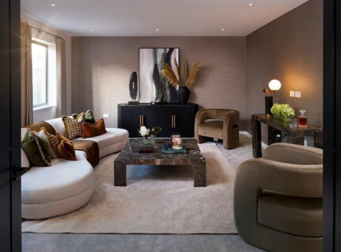 4 Bedroom Terraced House For Sale In At Trent Park, London, EN4