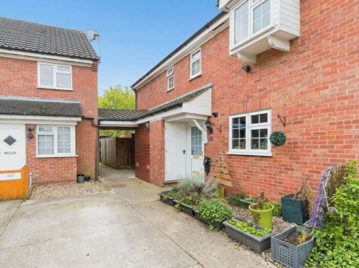2 Bedroom Cluster House For Sale In Lincoln Crescent, Biggleswade, SG18