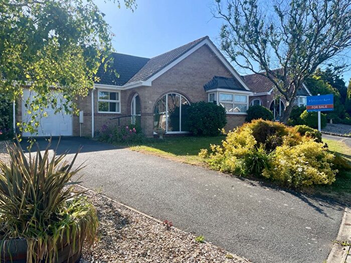 3 Bedroom Bungalow To Rent In Francis Drive, Westward Ho, EX39