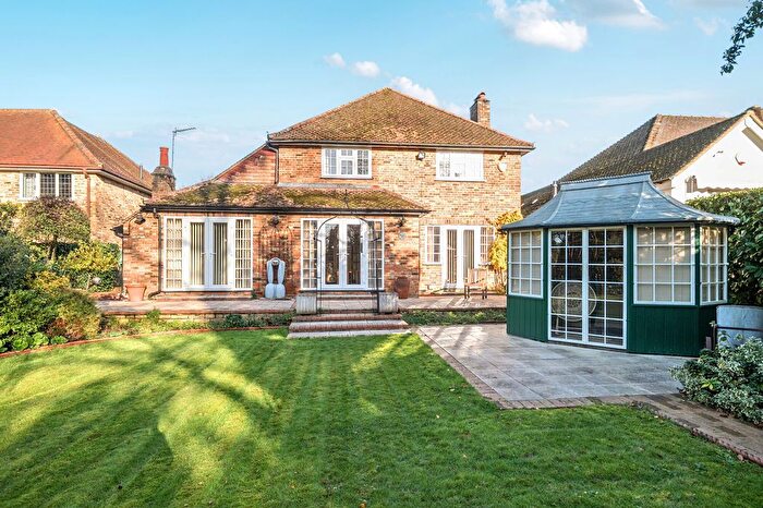 4 Bedroom Detached House For Sale In Little Windmill Hill, Kings Langley, WD4