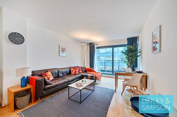 2 Bedroom Flat To Rent In Bedford Street, Leeds, West Yorkshire, LS1