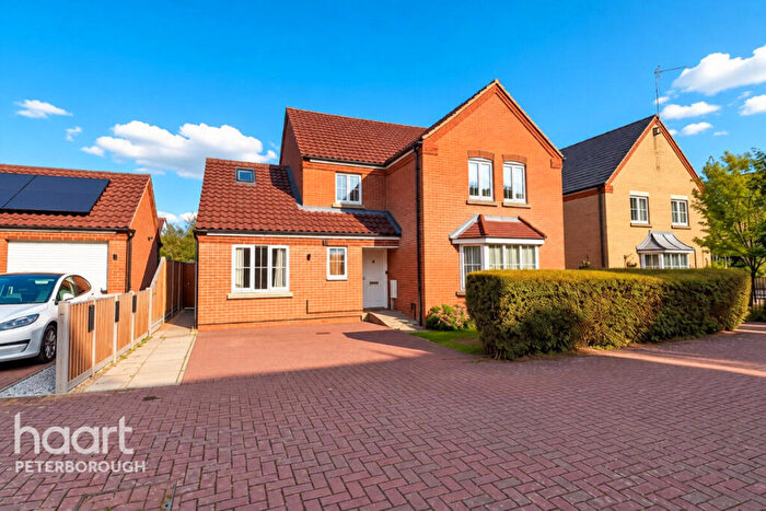 5 Bedroom Detached House For Sale In Tern Road, Peterborough, PE7