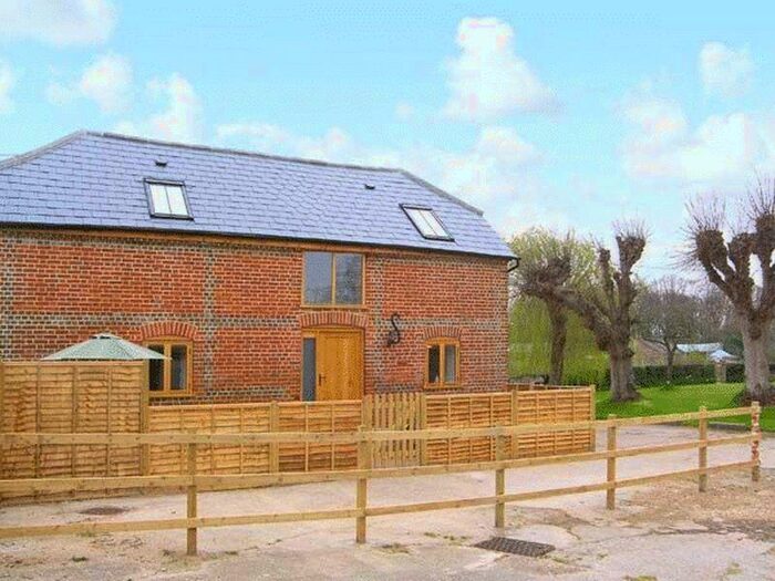 2 Bedroom Barn Conversion To Rent In Stapleford Lane, Durley, Southampton, SO32