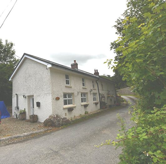 2 Bedroom Cottage For Sale In Cwmduad, Carmarthen, SA33