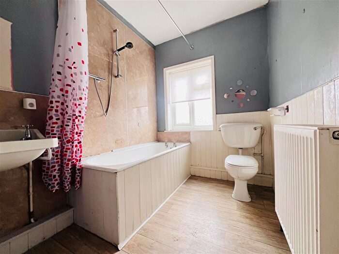 2 Bedroom End Of Terrace House For Sale In Dunroyal, Helperby, York, YO61