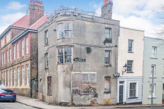 End Of Terrace House For Sale In New Cross Street, Margate, Kent, CT9