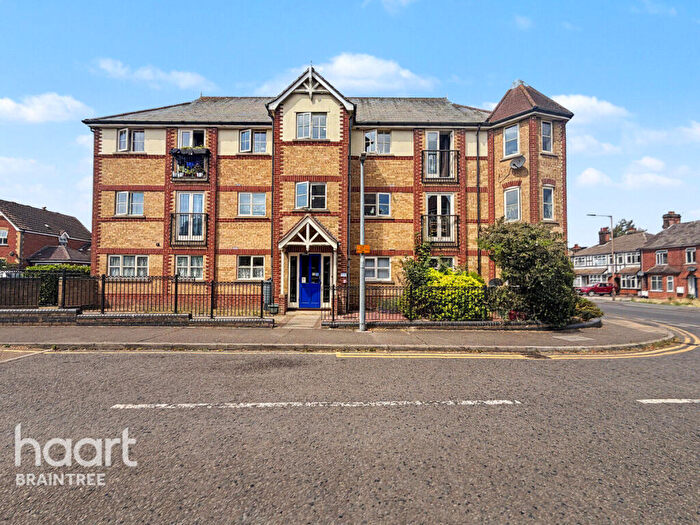 2 Bedroom Apartment For Sale In Keeble Way, Braintree, CM7