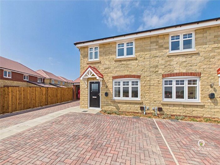 3 Bedroom Semi-Detached House To Rent In Cornsay Way, Durham, DH1