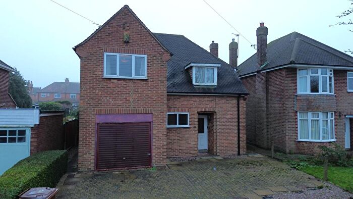 3 Bedroom Detached House For Sale In Broadway, Lincoln, LN2