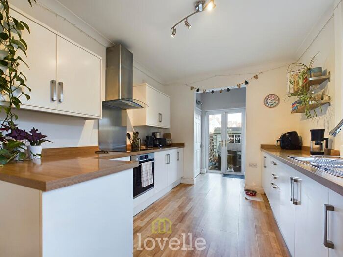 3 Bedroom Terraced House For Sale In Oxford Street, Cleethorpes, DN35