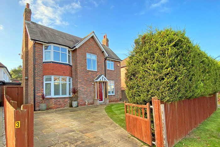 4 Bedroom Detached House To Rent In St. Catherines Road, Harrogate, HG2