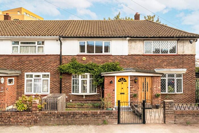2 Bedroom Terraced House For Sale In Branscombe Street, Lewisham, SE13
