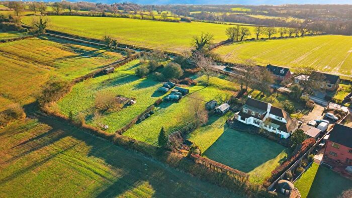 4 Bedroom Detached House For Sale In Moor Road, Breadsall, Derby, DE21