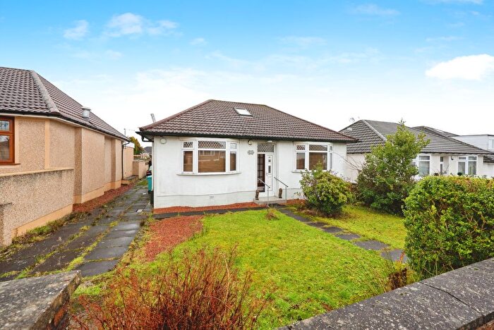 5 Bedroom Detached Bungalow For Sale In First Avenue, Glasgow, G33