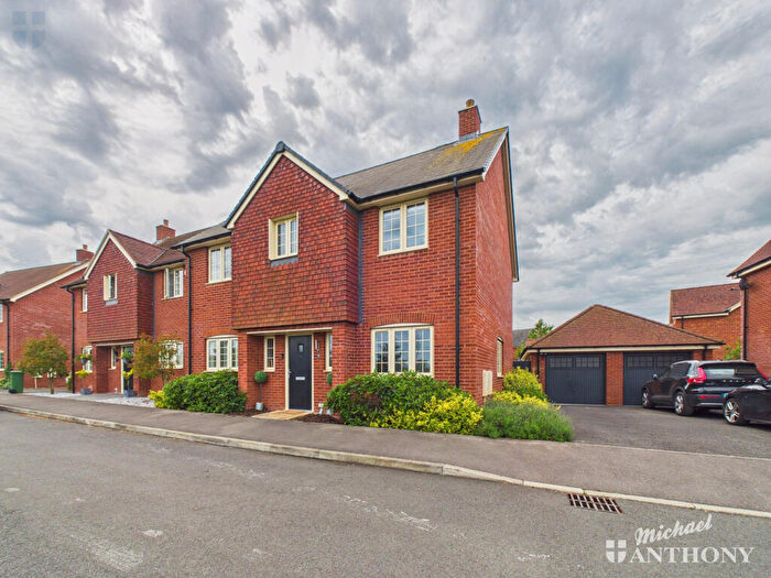 4 Bedroom Detached House For Sale In Brandon Close, Aston Clinton, HP22