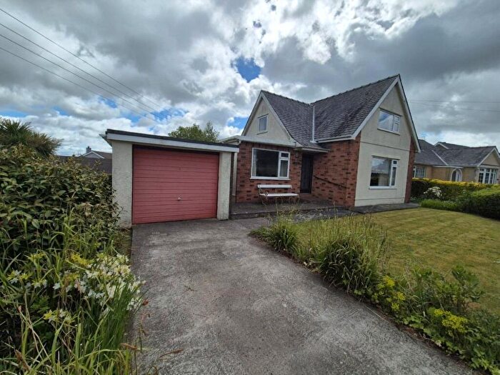 3 Bedroom Detached House For Sale In Deunant, Rhostrehwfa, Anglesey, LL77