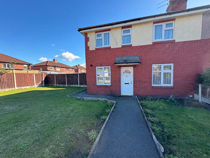 2 Bedroom Semi-Detached House For Sale In Rosebery Street Southport, PR9