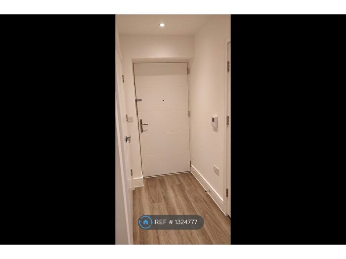 2 Bedroom Flat To Rent In Lilys Walk, High Wycombe, HP11