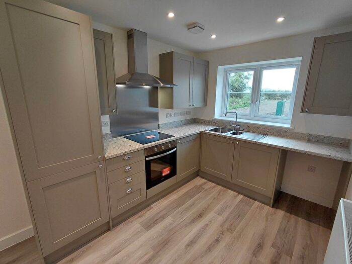 3 Bedroom Semi-Detached House For Sale In Groton Farm Road, Marton, SY21